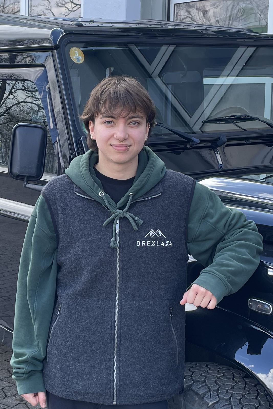 Lian-1067x1600-72dpi